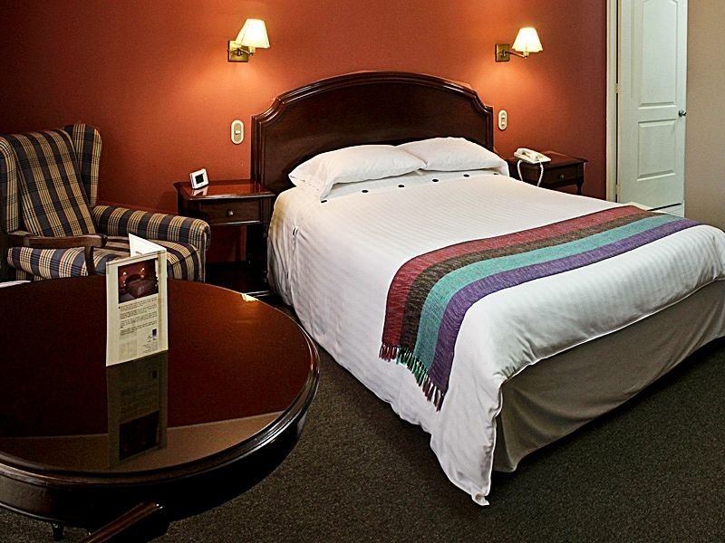 Suites Plaza Las Flores リマ エクステリア 写真