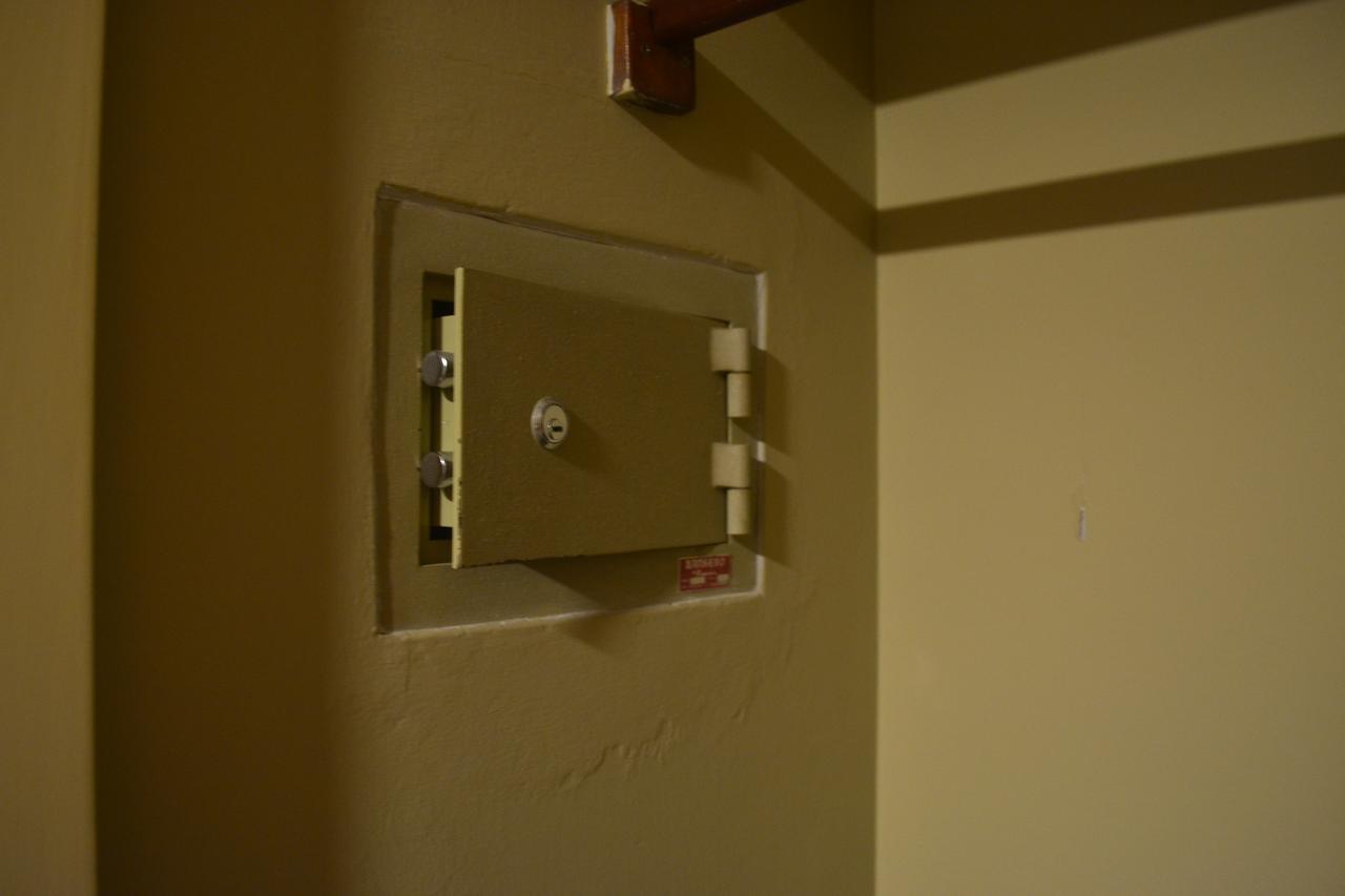 Suites Plaza Las Flores リマ エクステリア 写真