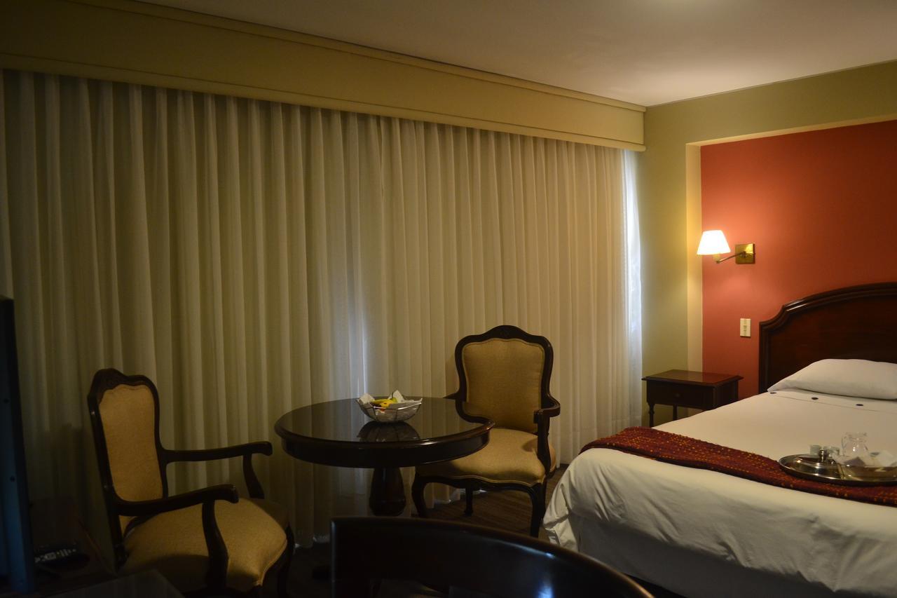 Suites Plaza Las Flores リマ エクステリア 写真