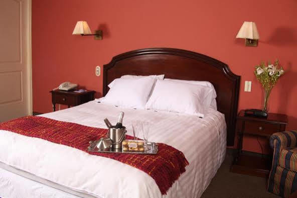 Suites Plaza Las Flores リマ エクステリア 写真
