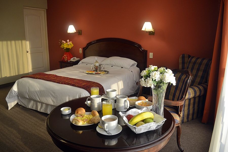 Suites Plaza Las Flores リマ エクステリア 写真